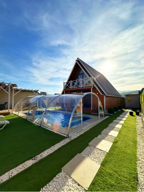 Kapalı Havuzlu Bungalov Kapalı Havuzlu Bungalov