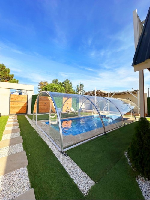 Kapalı Havuzlu Bungalov Kapalı Havuzlu Bungalov